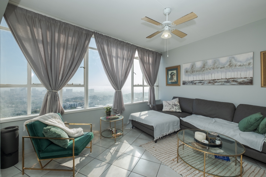 3 Bedroom Property for Sale in Vredehoek Western Cape